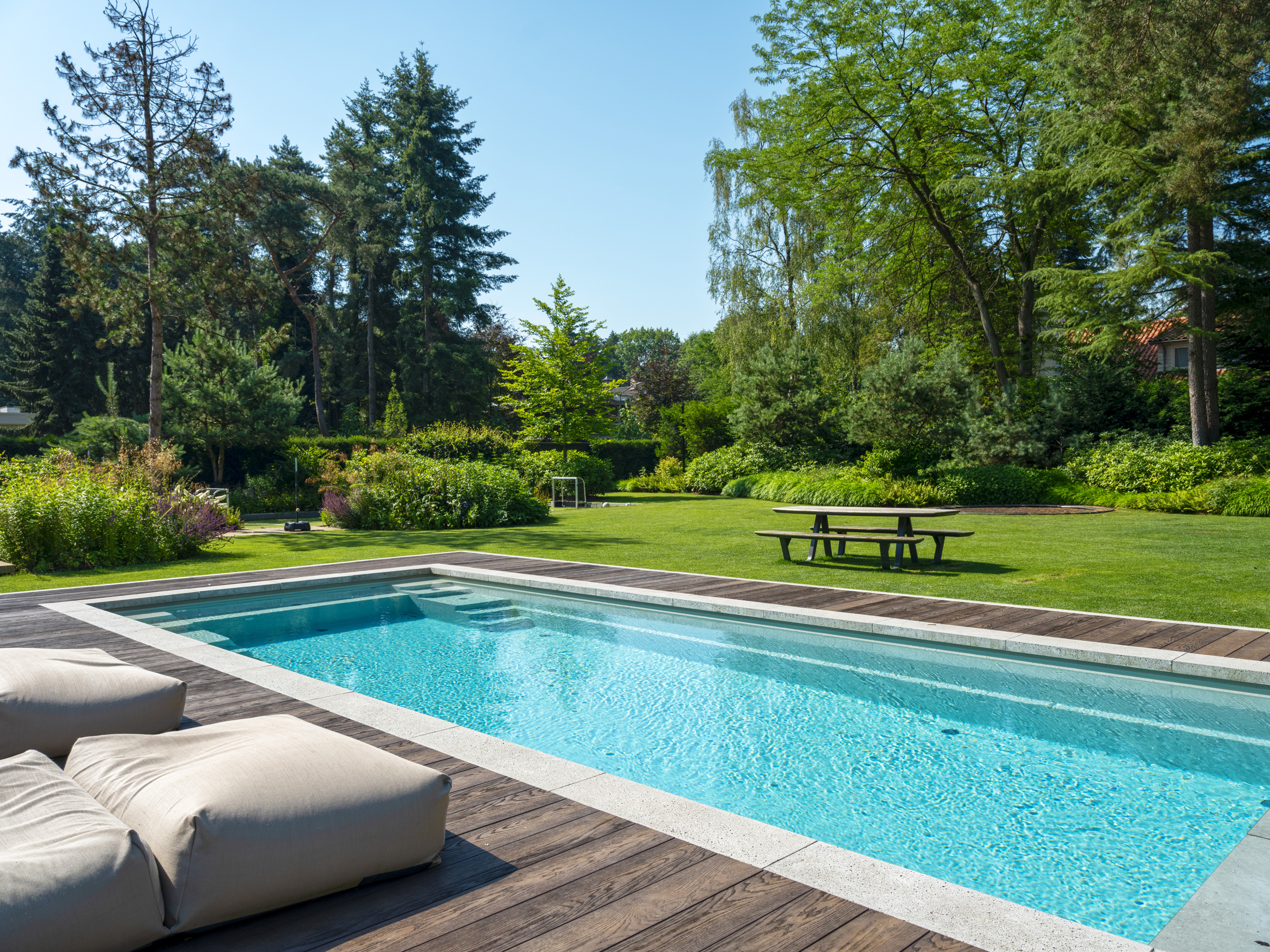 WAALRE-Compass-Pools21LR